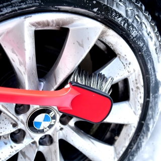Βούρτσα καθαρισμού ελαστικών & τροχών 7011033 MAXSHINE 04