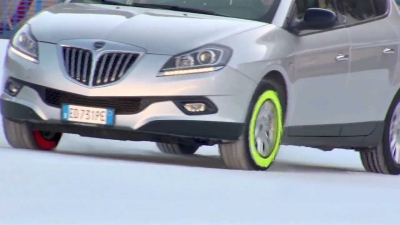 Ασφαλής Οδήγηση σε Χιόνι και Πάγο